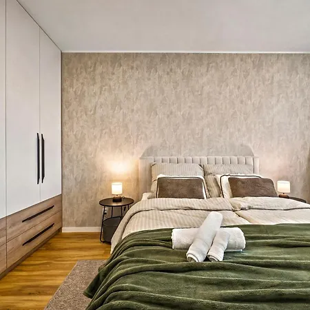 Tatra Skyline Apartman *